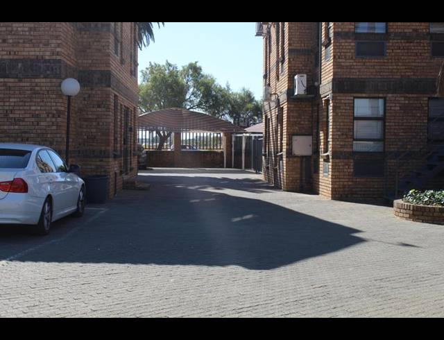 BUSINESS FOR SALE IN HALFWAY HOUSE